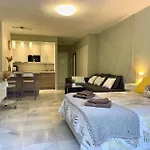 Banus Elegant Modern Apartment *