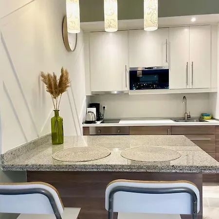 Banus Elegant Modern *