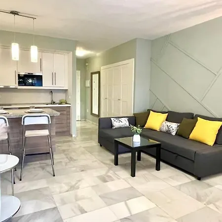 Lejlighed Banus Elegant Modern *